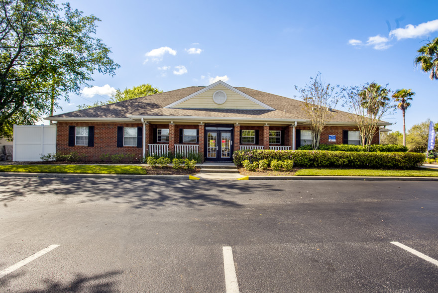 Leasing Office - The Quad