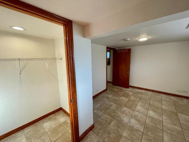 Building Photo - 1 bedroom in SCHILLER PARK IL 60176