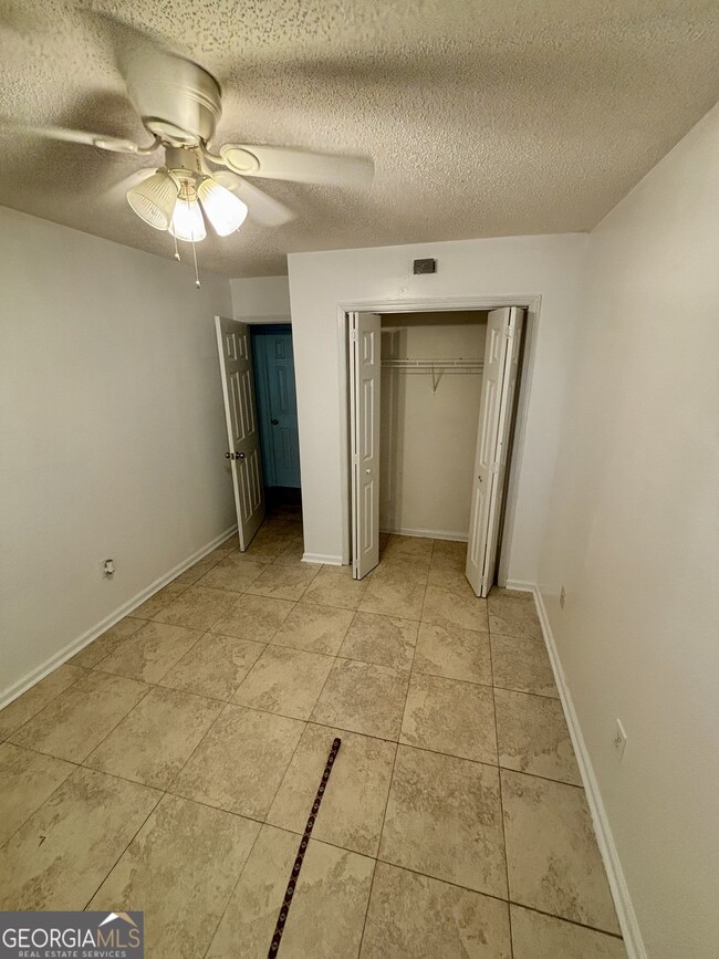 Building Photo - 141 Chastain Loop