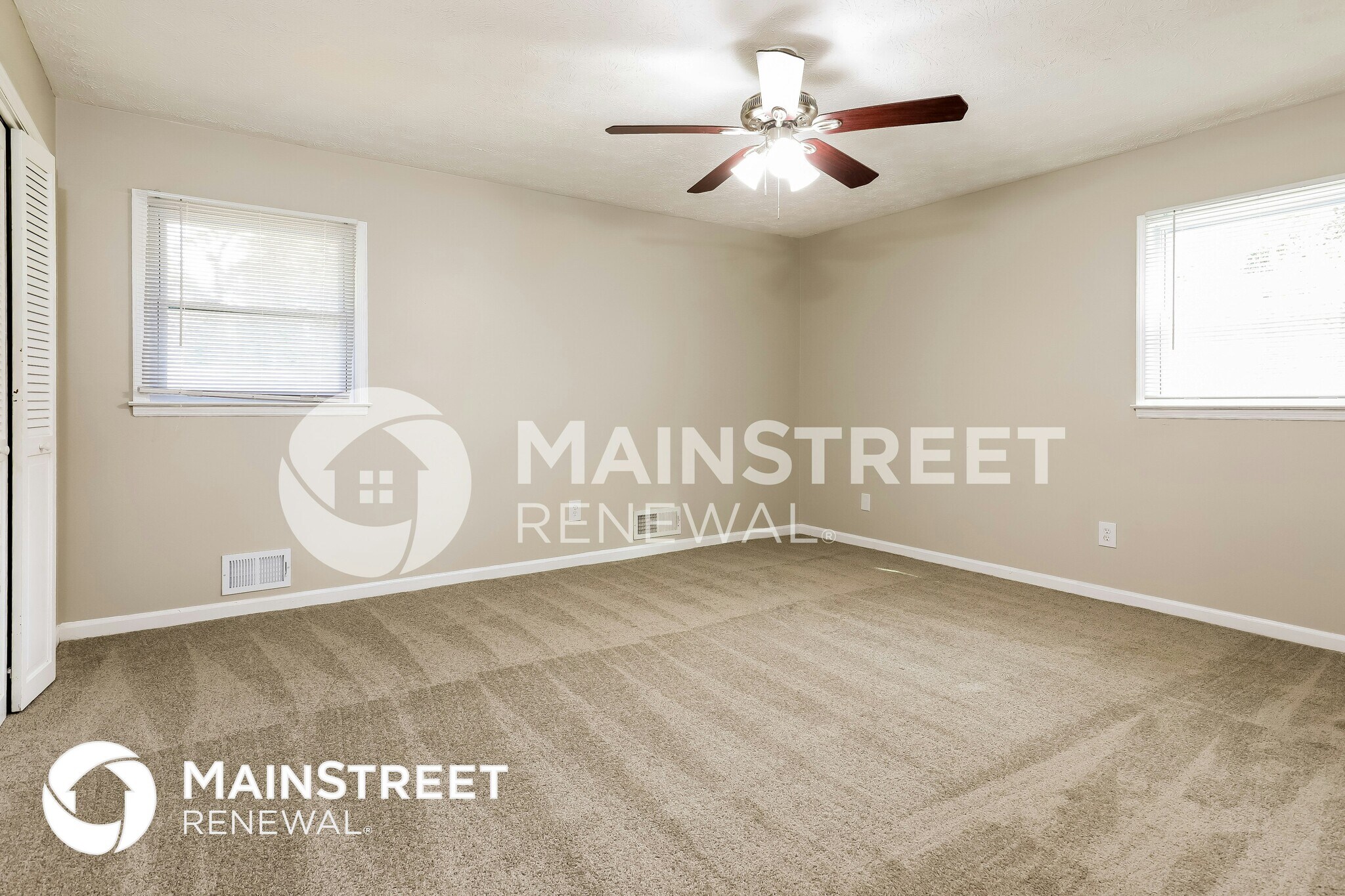 Building Photo - 6704 Amesbury Ln