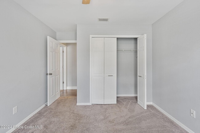 Building Photo - 1240 Ambra Dr