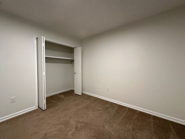 Building Photo - 112 Glenn Bridge Road