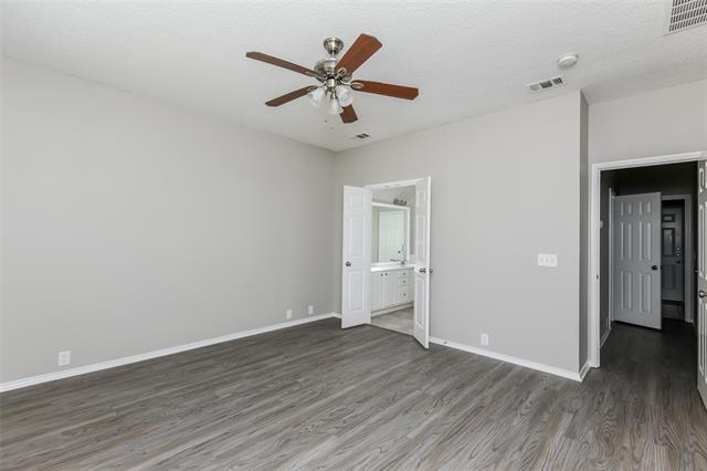 Building Photo - 2524 Tar Heel Dr