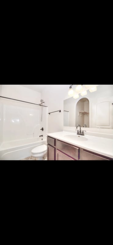 Building Photo - 6715 Cambridge Ct