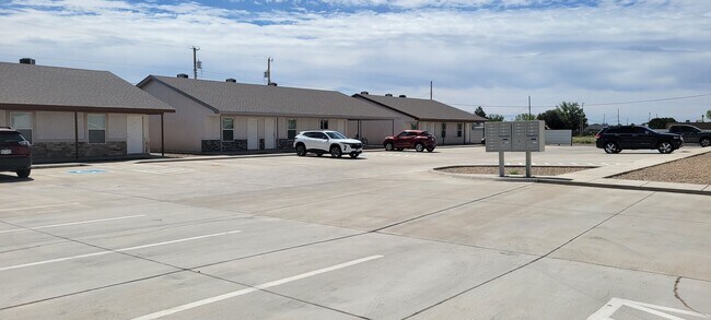 Building Photo - 2501 Martin Luther King Blvd. Apt F