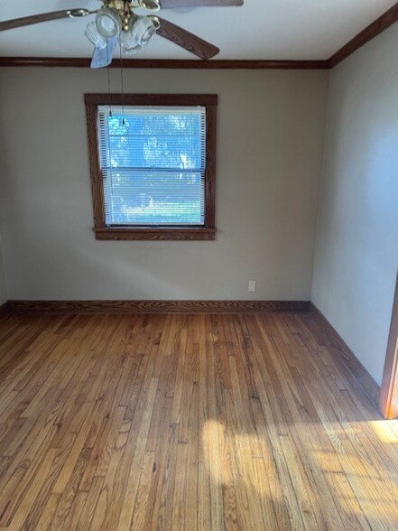 Building Photo - 301 Allen St