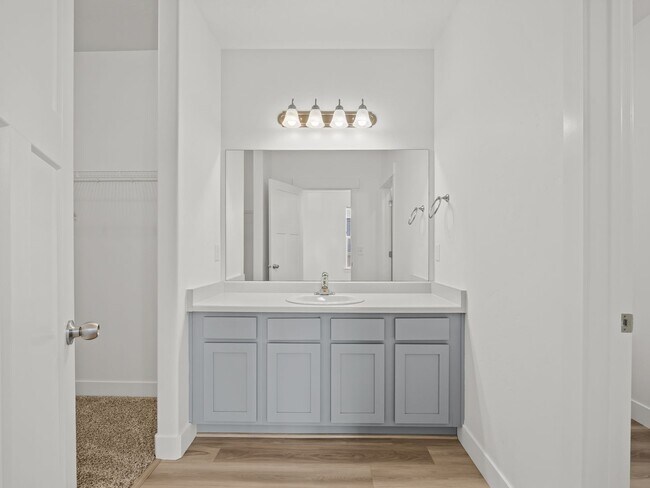 Building Photo - Beautiful home for rent in Saratoga Springs!