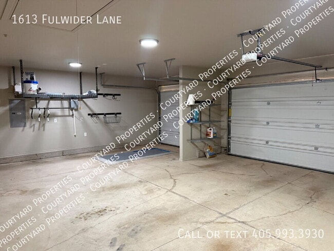 Building Photo - 1613 Fulwider Ln