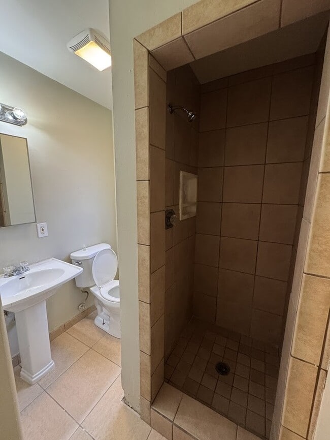 Building Photo - Central Phoenix 3br House