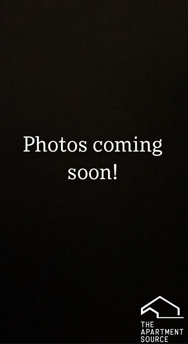 Building Photo - 2416 W North Shore Ave