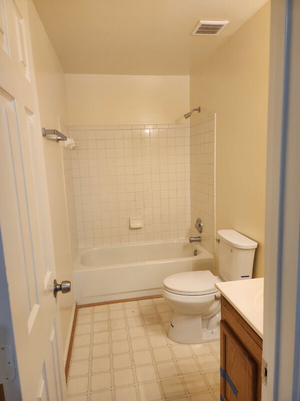 Building Photo - 603 Twin Brook Ln