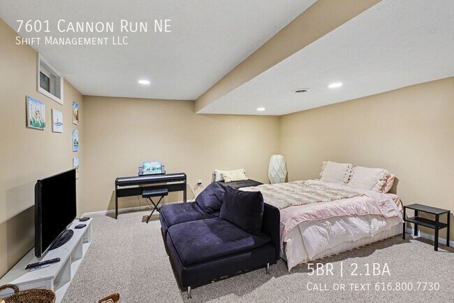 Building Photo - 7601 Cannon Run Dr NE