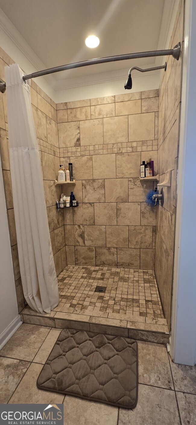 Building Photo - 421 Mt Alto Rd SW