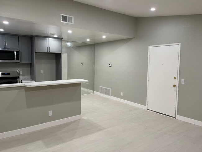 Building Photo - 31200 Landau Blvd