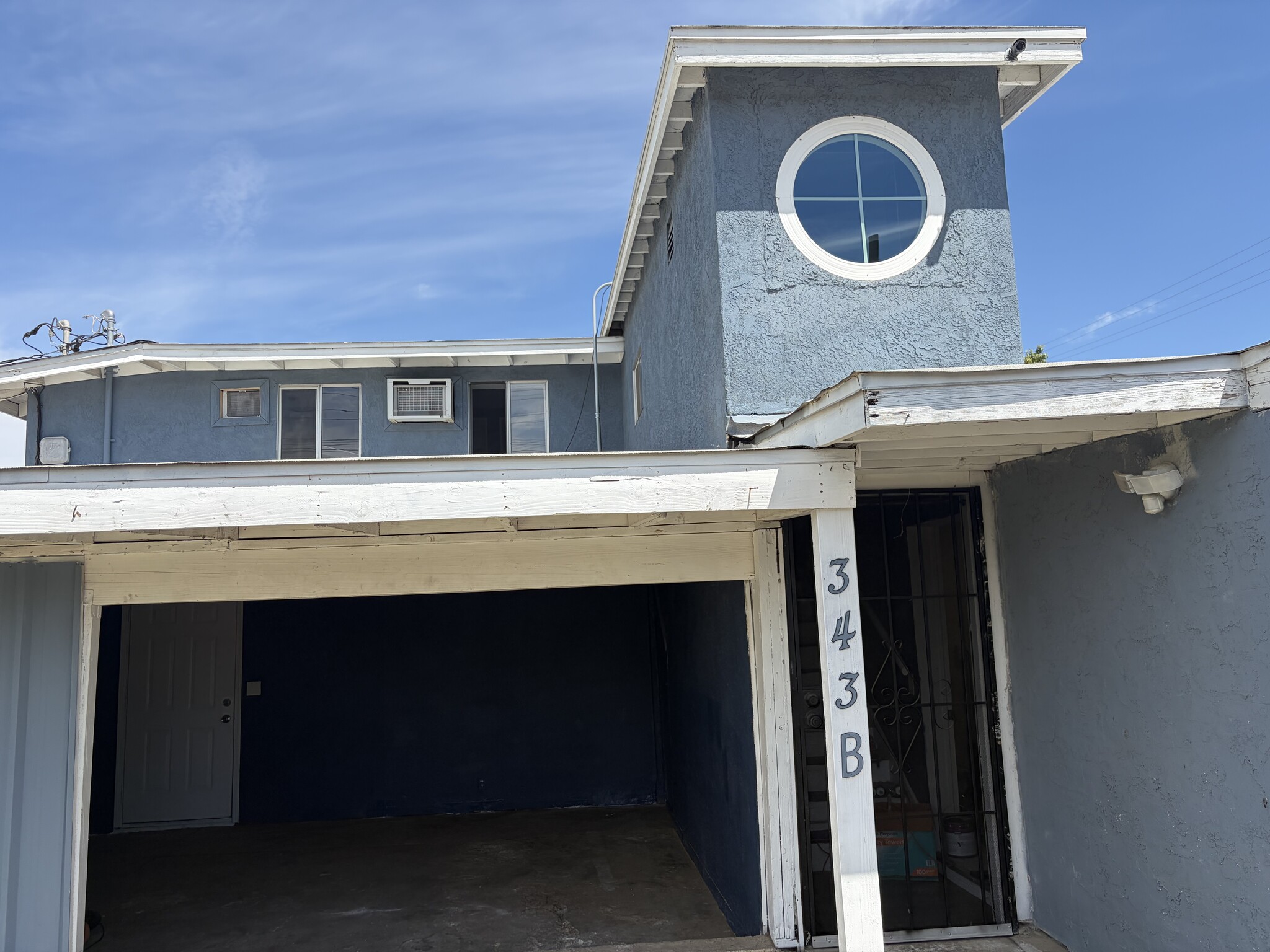 Building Photo - 343 Rio Grande Ave