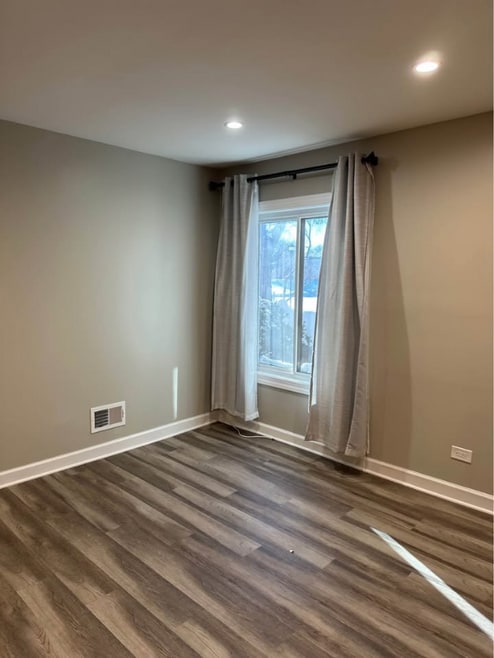 Building Photo - 7300 Fairview Ave