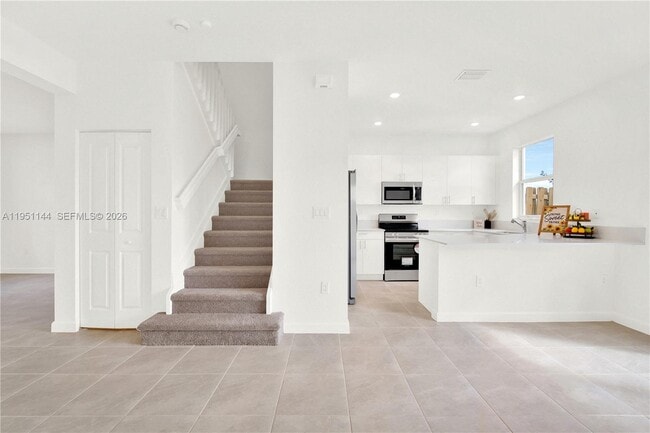 Building Photo - 16274 SW 292nd St