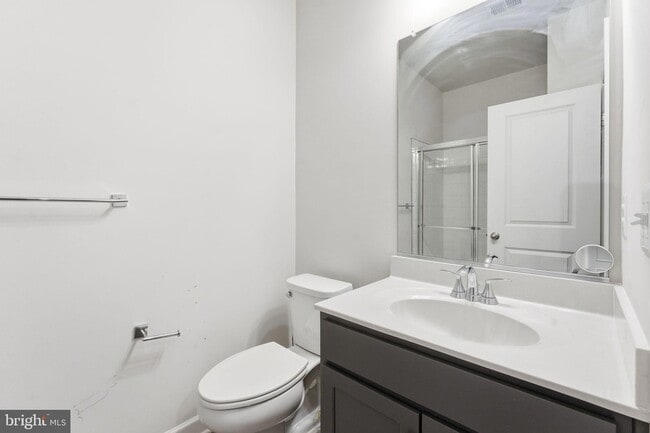 Building Photo - 2818 Dart Dr