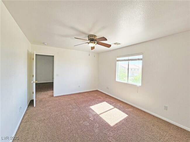 Building Photo - 1951 S Teepee Rd