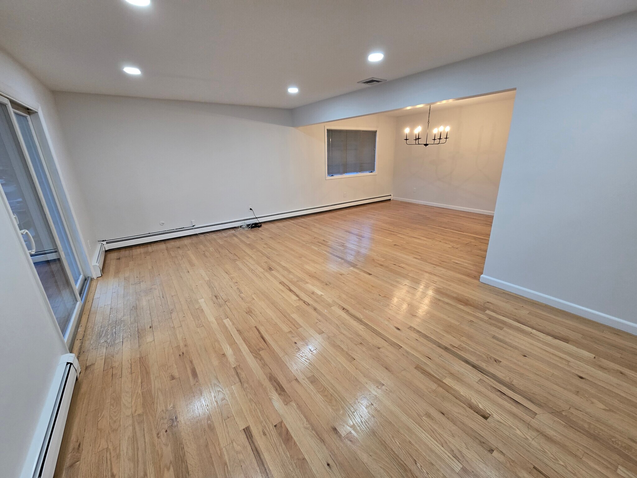 Living Room - View 2 - 401 2nd St