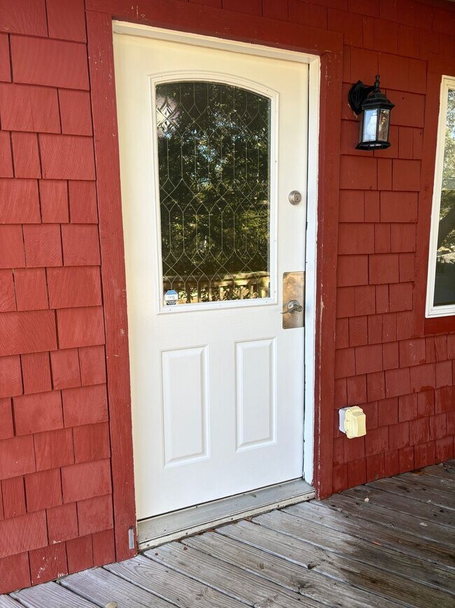 Building Photo - 2 Bedroom 2 Bath Home in Kill Devil Hills