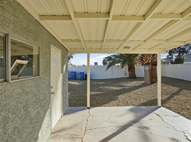 Building Photo - 608 Stanford St
