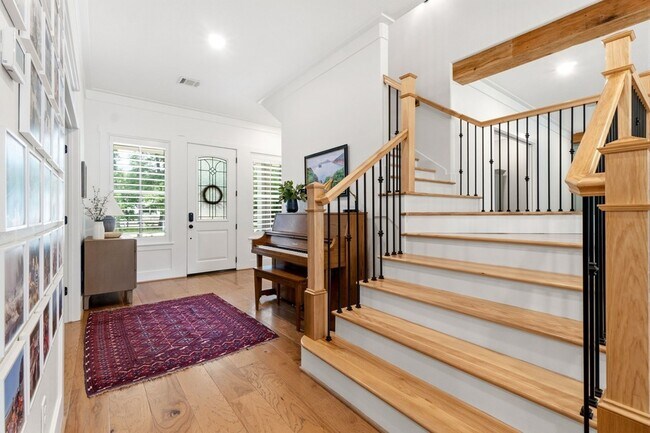 Building Photo - 2149 Pine Acres Dr