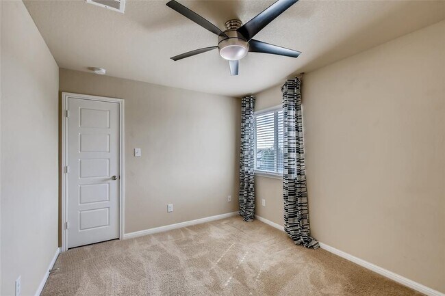 Building Photo - 828 Niobrara River Dr