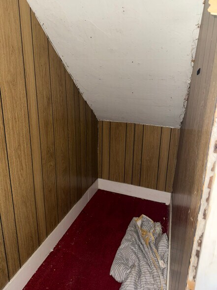 Building Photo - 11 Berry Rd