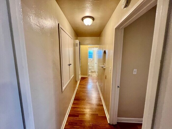 Building Photo - 2 bedroom 1 bathroom downtown Monterey apartment coming soon!
