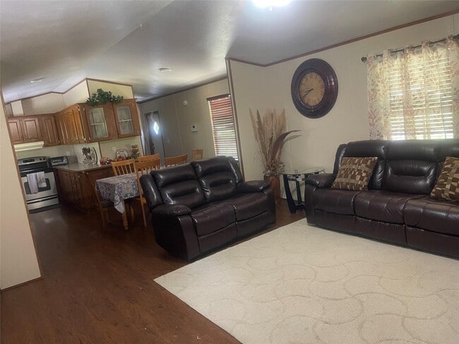 Building Photo - 280 County Rd 6478