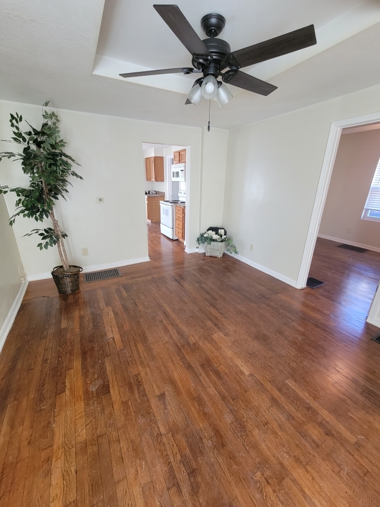 Building Photo - 504 Blue Ridge Blvd