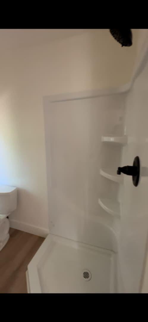 Building Photo - DNU 0107-01