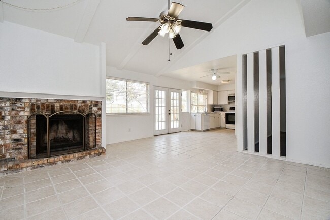 Building Photo - 13730 Shirebrook Dr