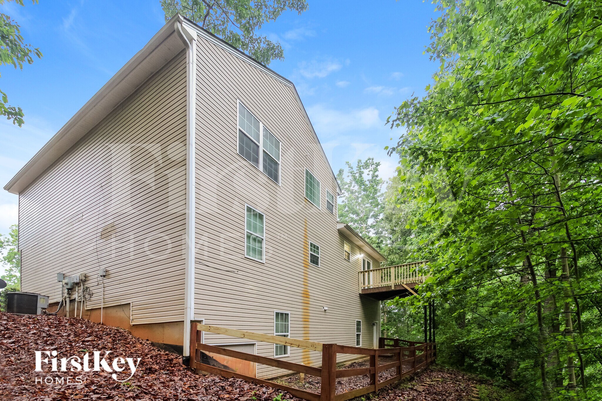 Building Photo - 5354 Crown Oaks Dr