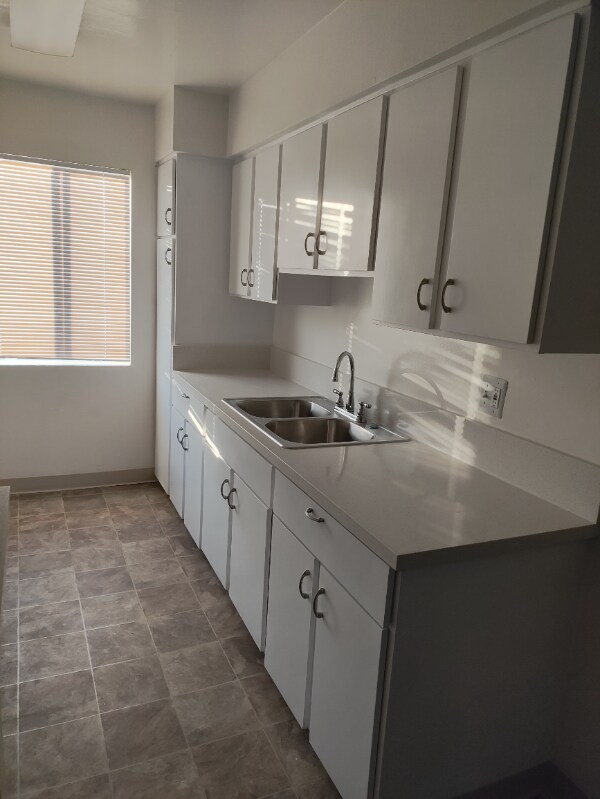 Building Photo - 8560 E Artesia Blvd