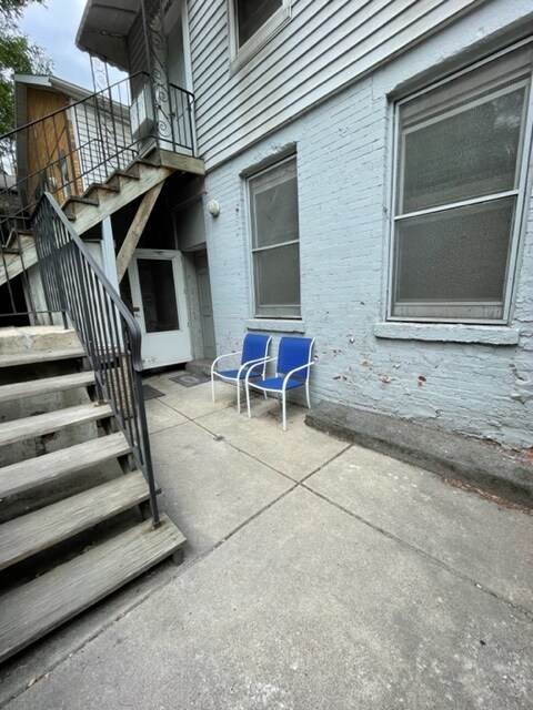 Building Photo - 1500 W Thomas St