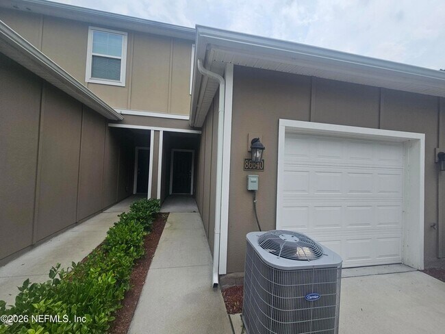 Building Photo - 86640 Shortline Cir