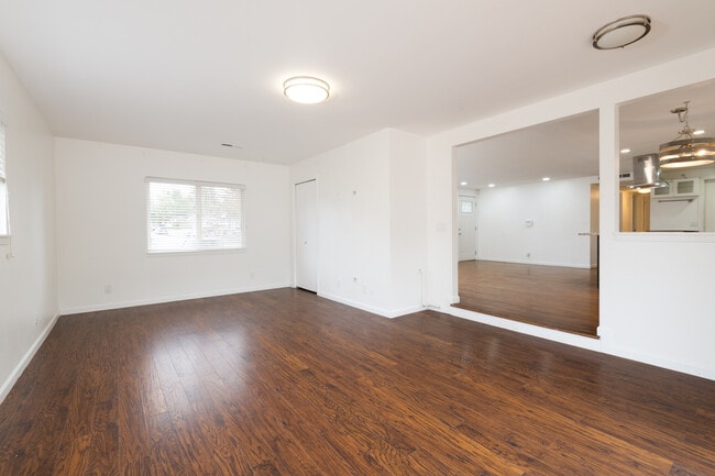 Building Photo - 31750 7th Pl S