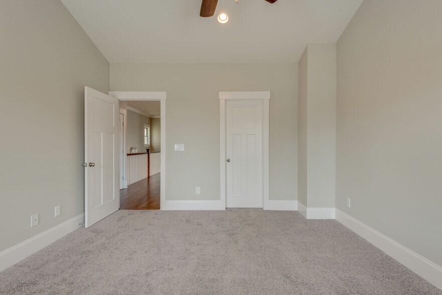 Master Bedroom #1 - 562 Stevenson St