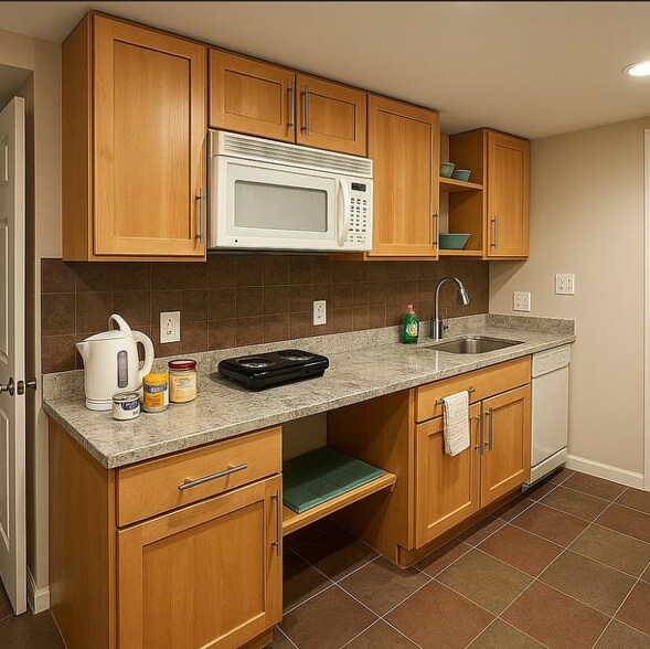 Building Photo - 5708 Wilson Ln