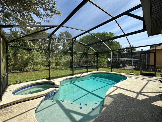 Building Photo - 1025 Cypress Pointe Blvd
