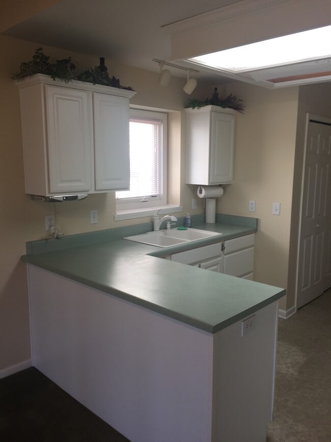 Building Photo - 5335 Blossom Ridge