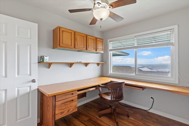 Building Photo - 460 Polulani Dr