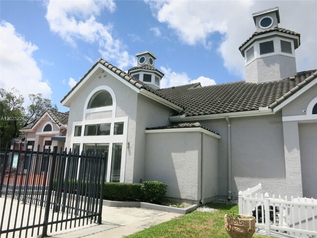 Building Photo - 15060 SW 103rd Terrace