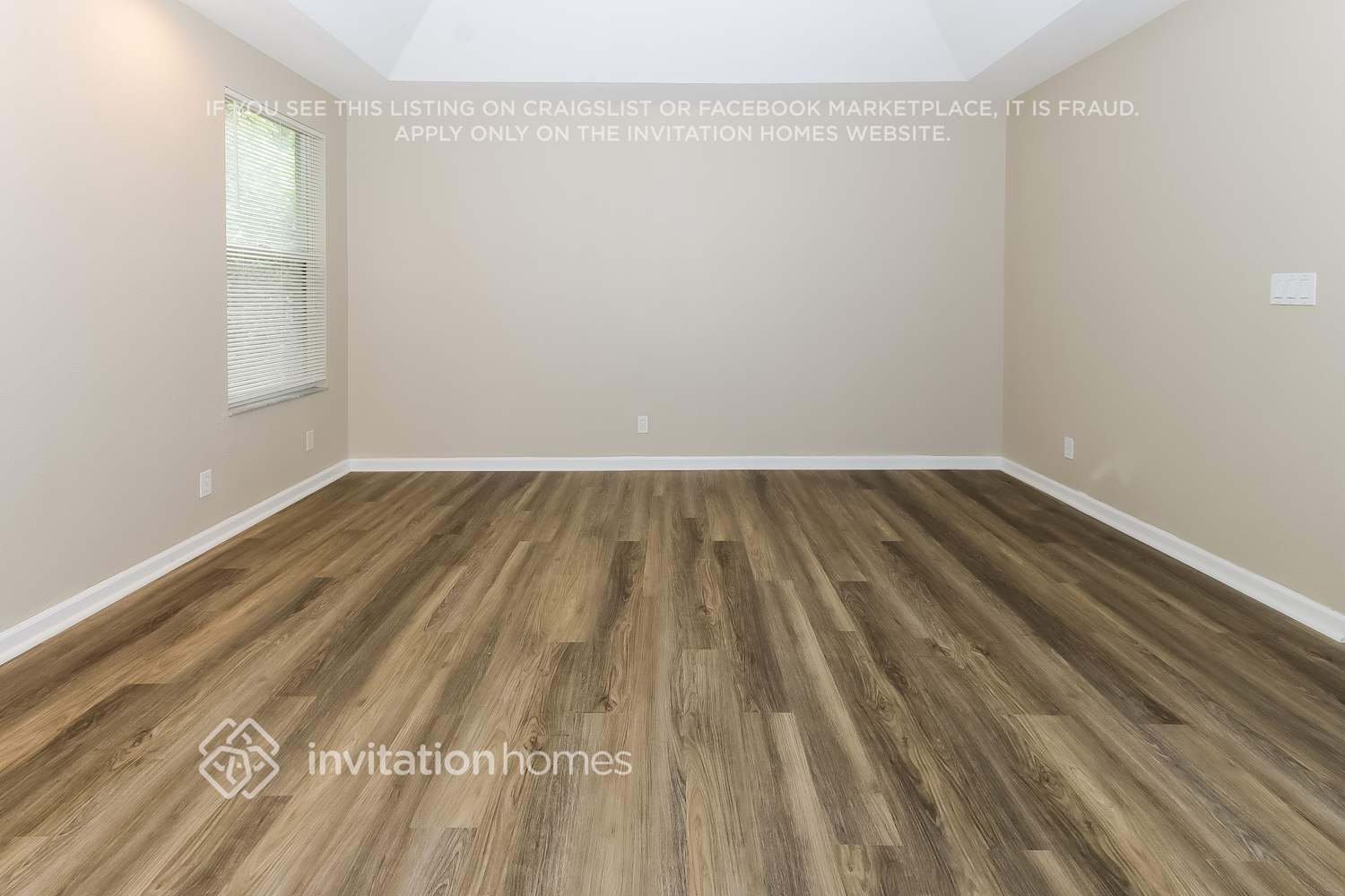 Building Photo - 108 Lancaster Way