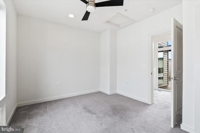 Building Photo - 1502 Trafalgar Ln