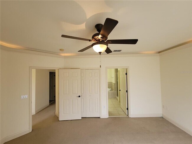 Building Photo - 2780 Bella Vista Dr