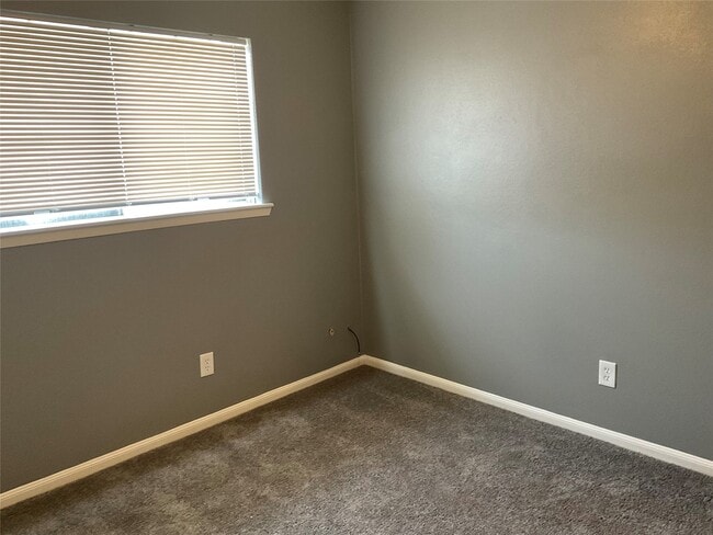 Building Photo - 1517 TX-146