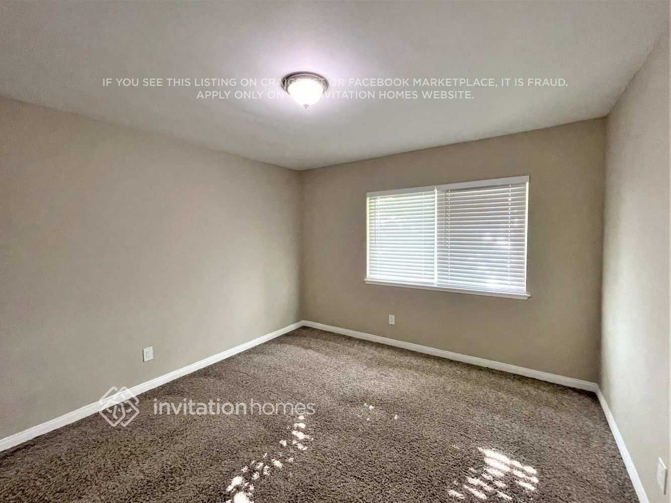 Building Photo - 16455 Ludlow St